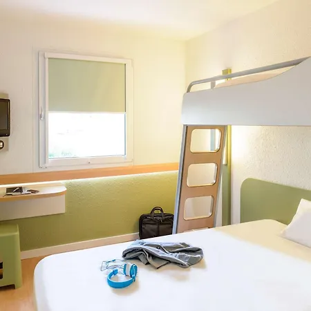 Ibis Budget Marseille Vitrolles Exterior photo