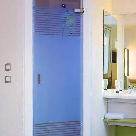 Ibis Budget Marseille Vitrolles Vitrolles  Chambre photo