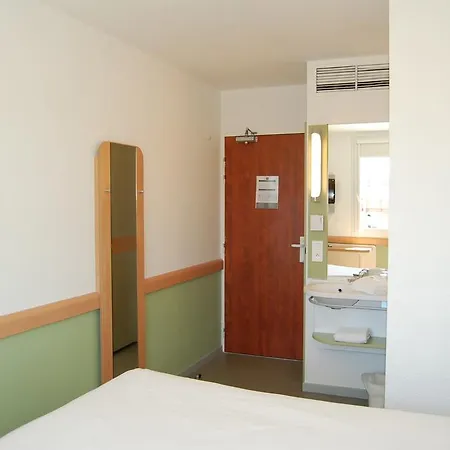 Ibis Budget Marseille Vitrolles Vitrolles  Chambre photo