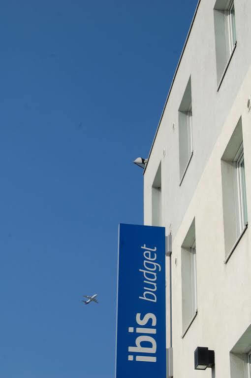 Hotel Ibis Budget Marseille Vitrolles (Bouches-du-Rhone)